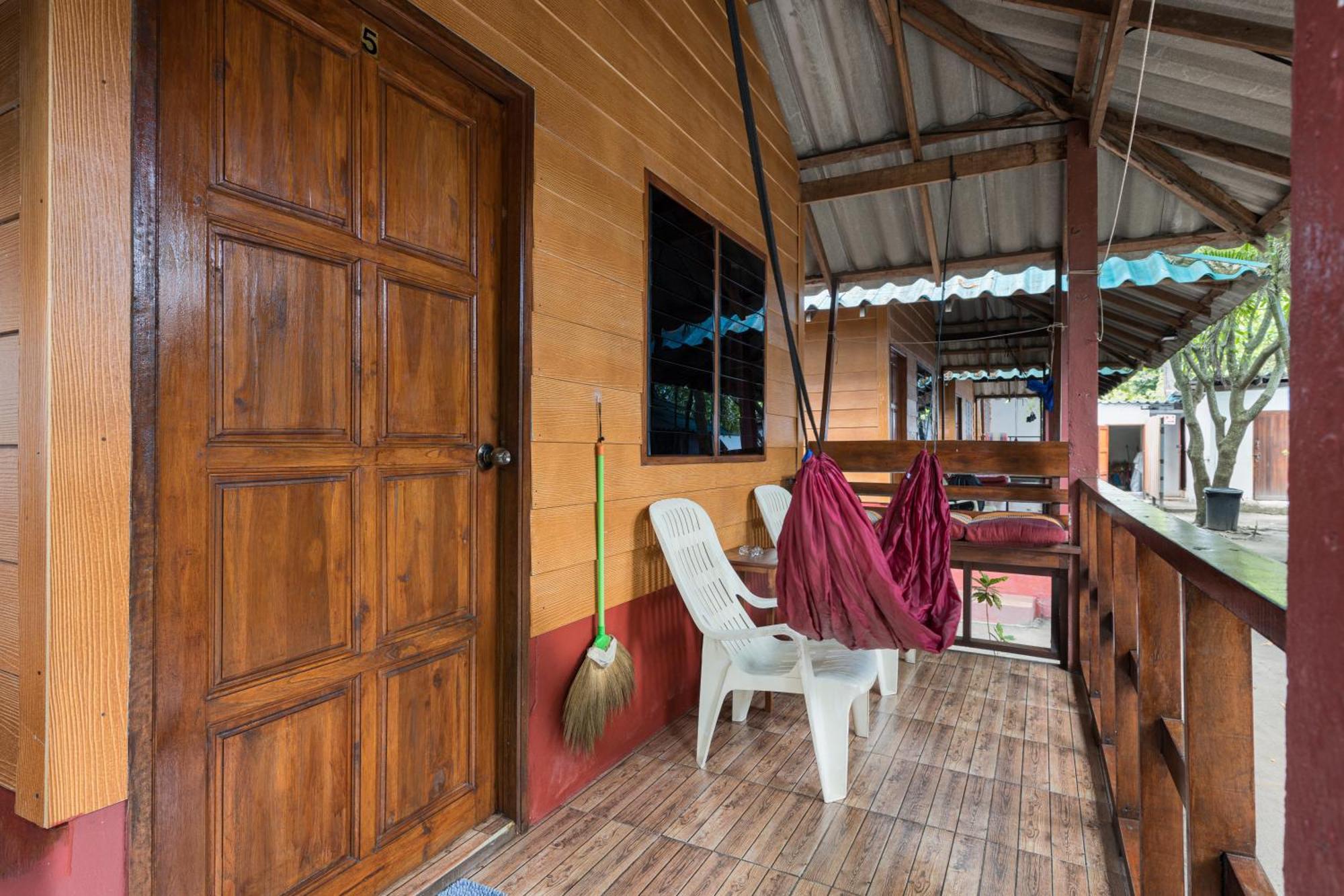 Family Song Koh Lipe Hotel Ngoại thất bức ảnh
