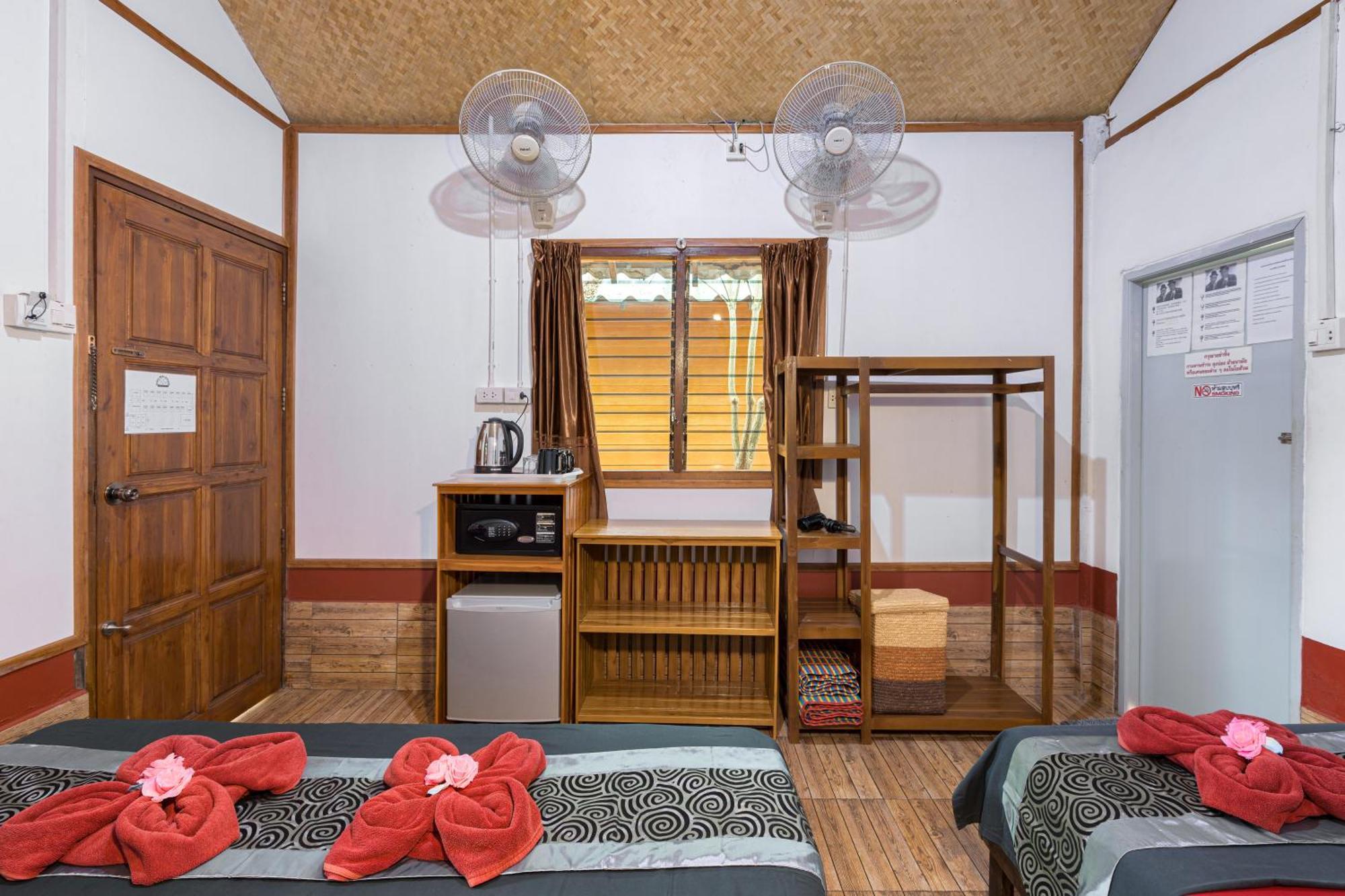 Family Song Koh Lipe Hotel Ngoại thất bức ảnh